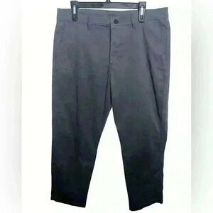 Mens Calvin Klein  Straight Fit Stretch Comfort Chino Gray Size 34x30 Casual